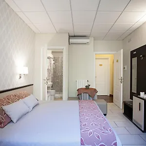 2* Konukevi Domus Palatina