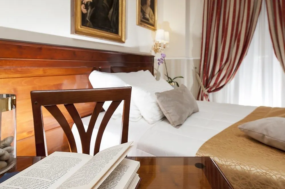 Hotel Des Artistes Roma